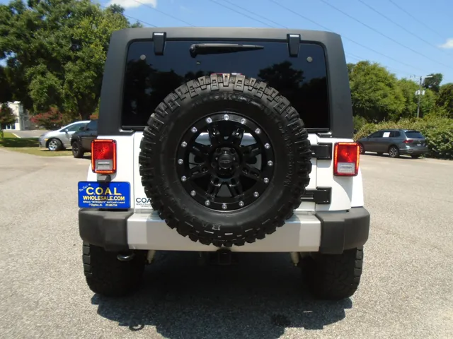 2015 Jeep Wrangler Unlimited Sahara - Photo 30