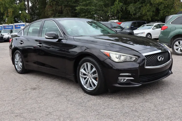 2016 Infiniti Q50 2.0t Premium AWD photo 4