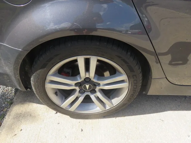 2009 Pontiac G8 Base - Photo 24