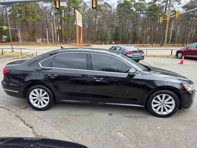 2018 Volkswagen Passat SE - Photo 6