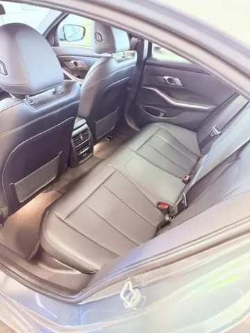 2023 BMW 3 Series 330i - Photo 17