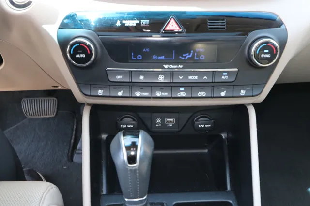 2017 Hyundai Tucson Limited - Photo 14