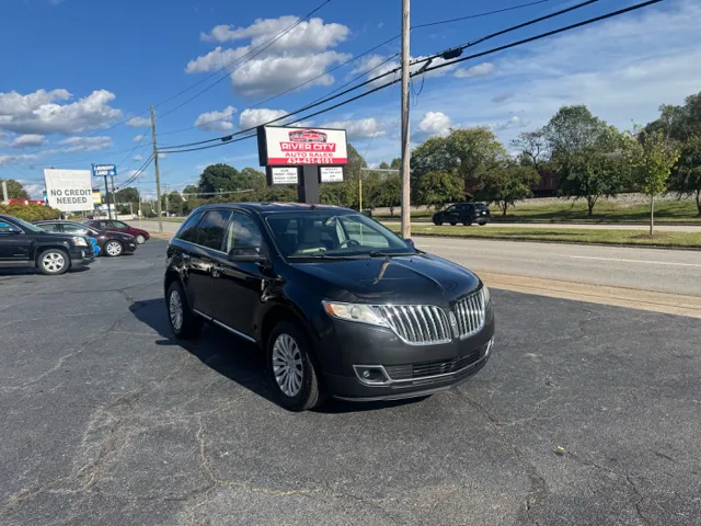 2013 Lincoln MKX Base