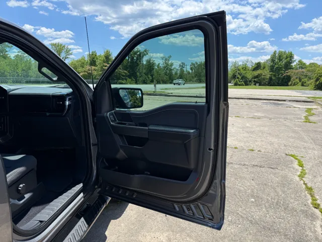 2023 Ford F-150 XLT - Photo 23