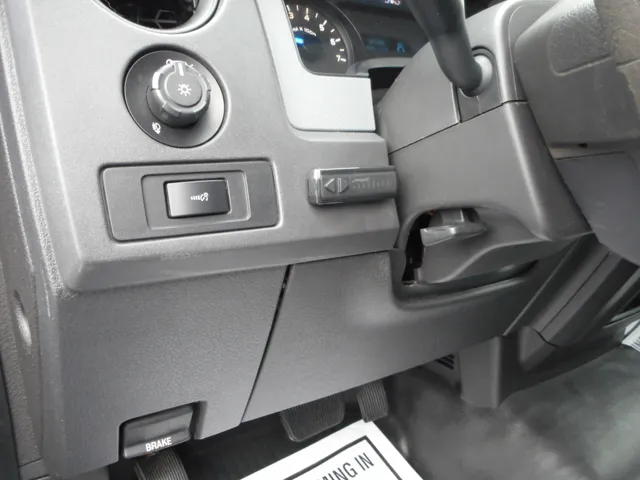 2013 Ford F-150 STX - Photo 9