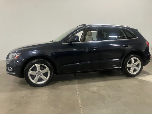 2012 Audi Q5 3.2 Premium Plus S line photo 3