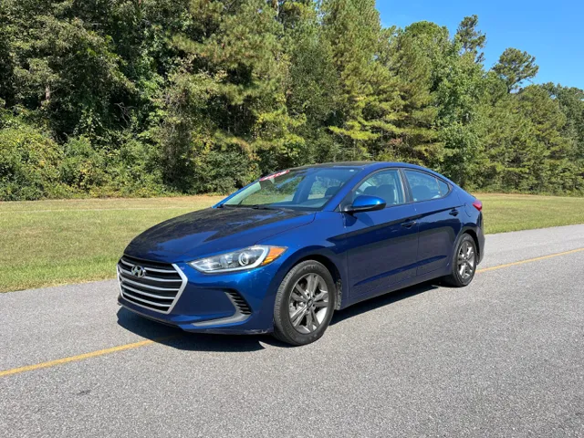 2018 Hyundai Elantra SEL's photo