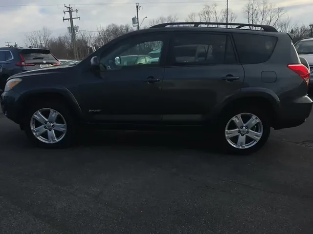 2007 Toyota RAV4 Sport's photo