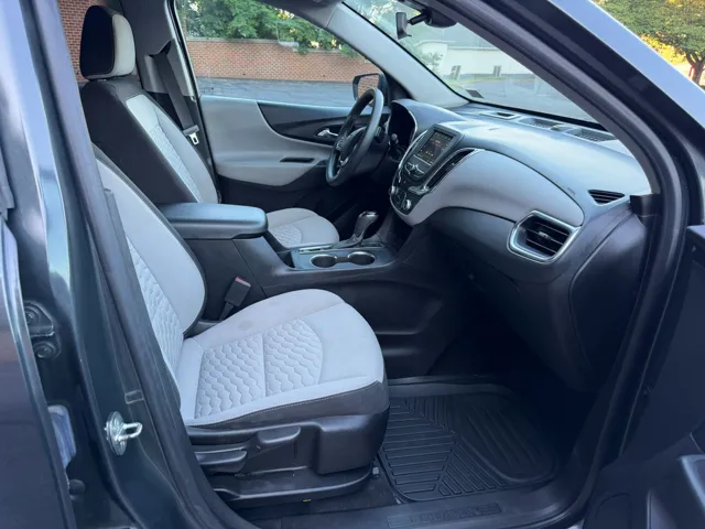 2021 Chevrolet Equinox LS - Photo 18