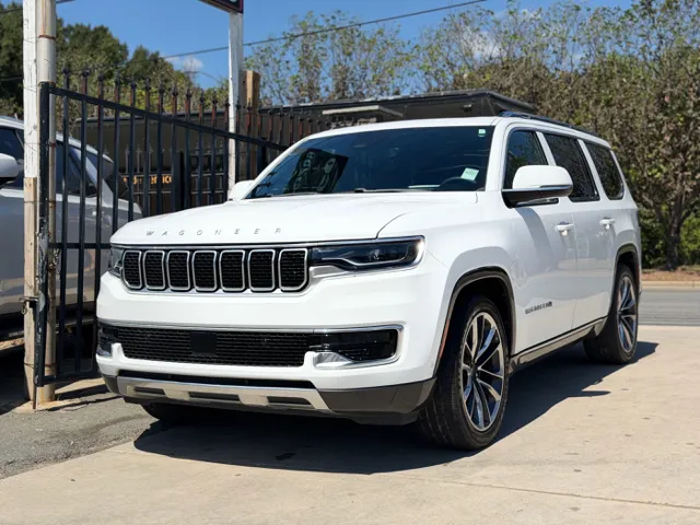 2022 Jeep Wagoneer