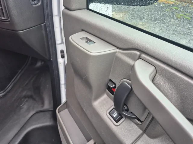 2023 Chevrolet Express Cargo Work Van - Photo 15