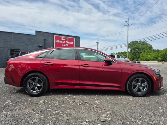 2021 Kia Optima LX FWD's photo
