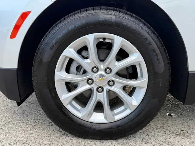 2022 Chevrolet Equinox LT - Photo 27