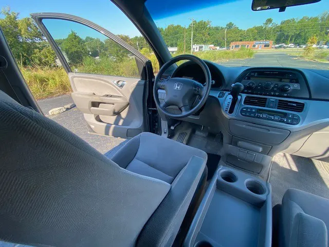 2010 Honda Odyssey EX photo 27