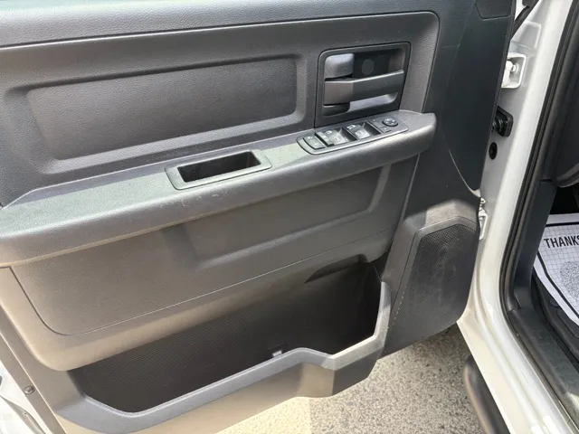 2017 Ram 2500 Tradesman photo 24