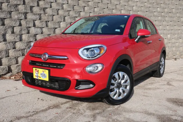 2016 FIAT 500X Pop's photo