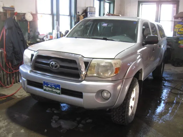 2010 Toyota Tacoma Base's photo
