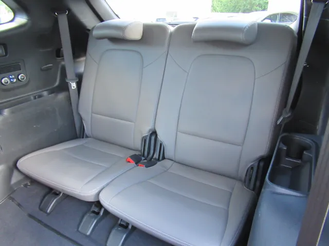 2015 Hyundai Santa Fe Limited - Photo 14