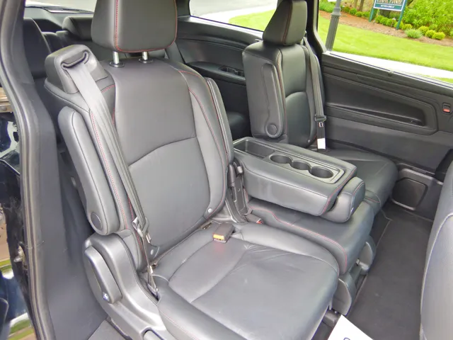 2025 Honda Odyssey Sport L - Photo 16