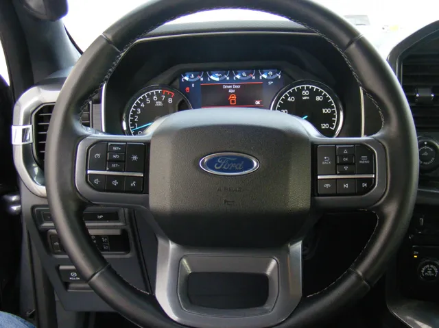 2023 Ford F-150 XLT - Photo 23