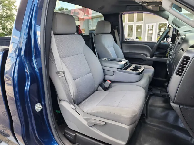 2015 Chevrolet Silverado 2500HD photo 13