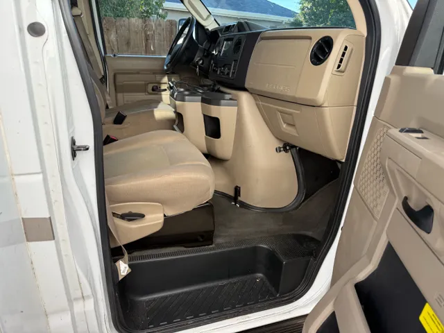 2012 Ford Econoline - Photo 47