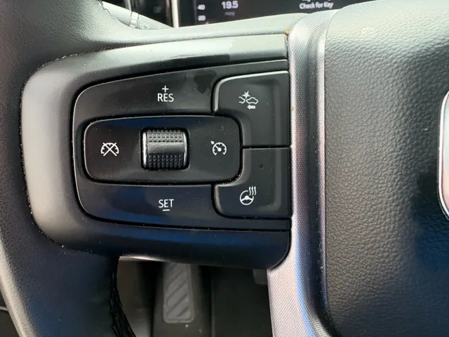 2025 GMC Sierra 1500 SLT - Photo 19