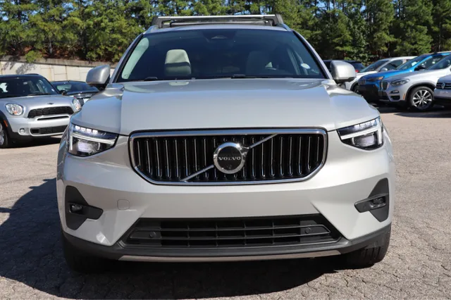 2023 Volvo XC40 Ultimate photo 6
