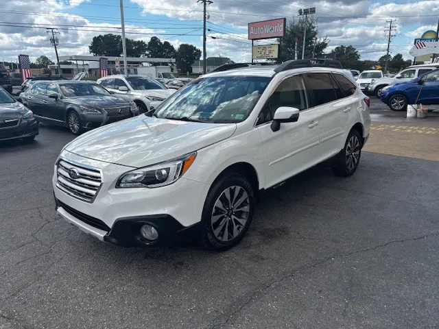 2017 Subaru Outback Limited's photo