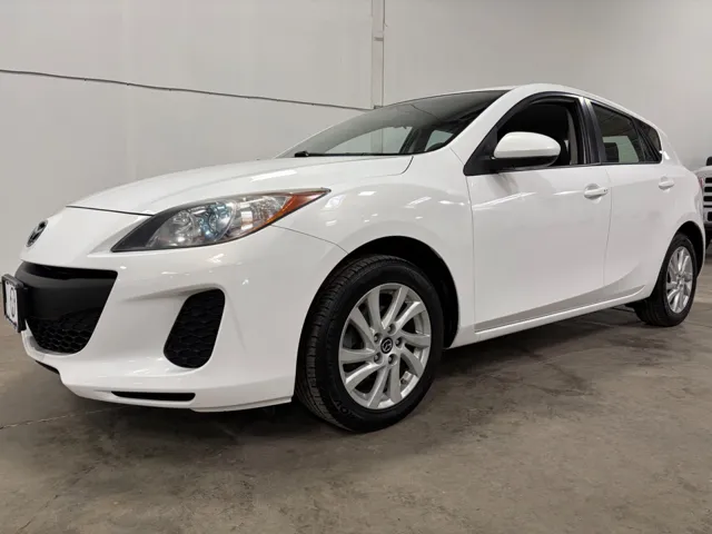 2013 Mazda MAZDA3 i Touring