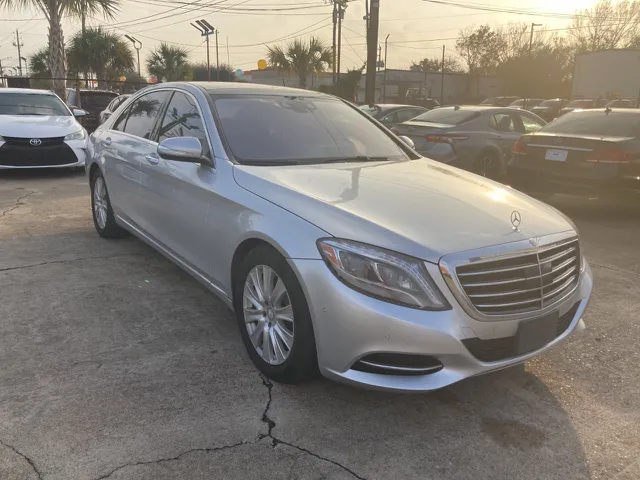 2015 Mercedes-Benz S-Class S550's photo