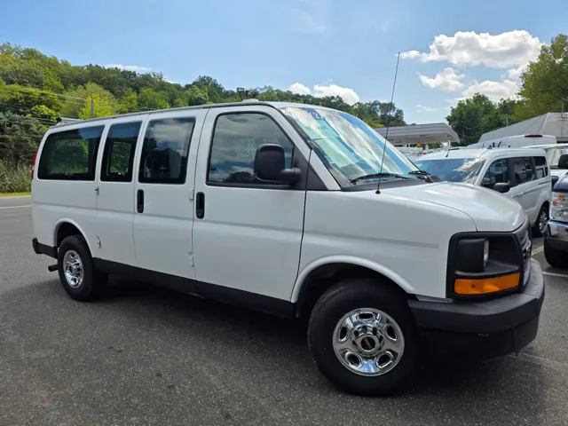 2013 GMC Savana Cargo