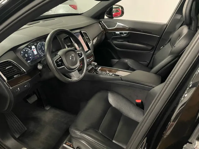 2016 Volvo XC90 Momentum - Photo 14