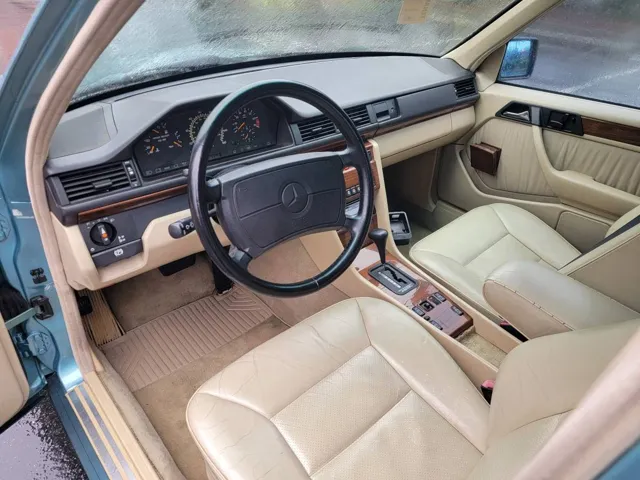 1991 Mercedes-Benz 300 - Photo 10