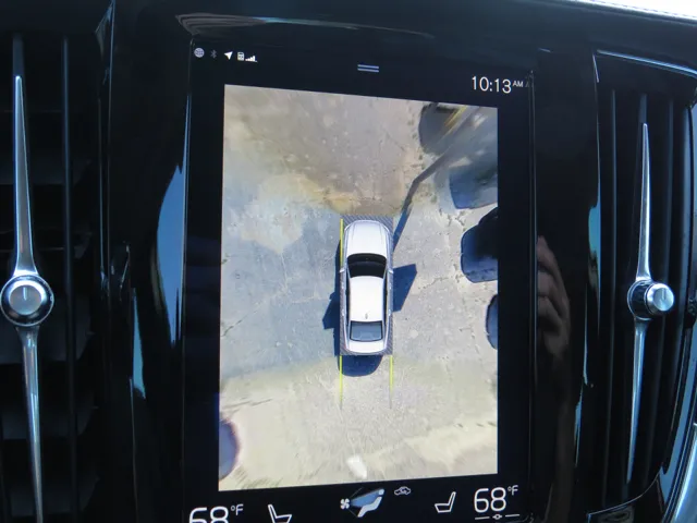 2017 Volvo S90 Inscription photo 13
