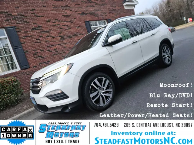 2017 Honda Pilot Touring's photo