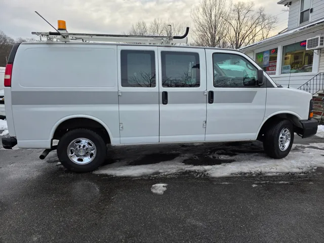 2012 Chevrolet Express Cargo Work Van - Photo 9