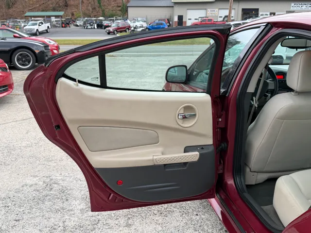 2005 Pontiac Grand Prix - Photo 9