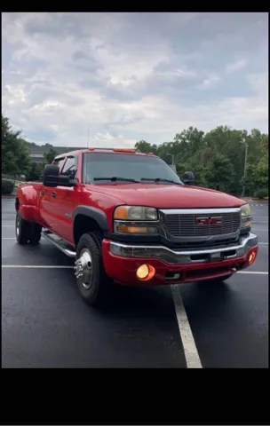 2006 GMC Sierra 3500 Work Truck's photo