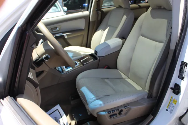 2011 Volvo XC90 3.2 - Photo 10