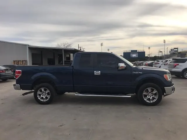 2014 Ford F-150 XLT's photo