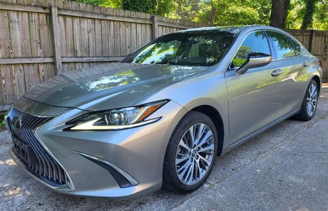 2019 Lexus ES 350 350's photo
