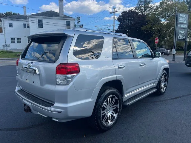 2011 Toyota 4Runner photo 4