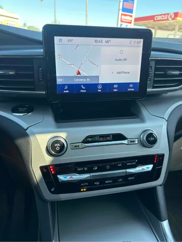 2024 Ford Explorer XLT - Photo 15