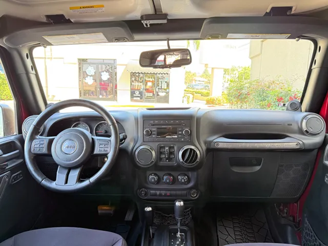 2013 Jeep Wrangler Unlimited - Photo 16