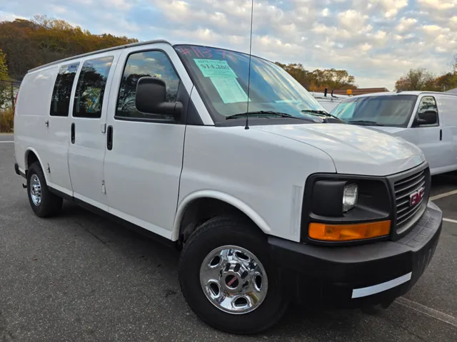 2010 GMC Savana Cargo Base's photo