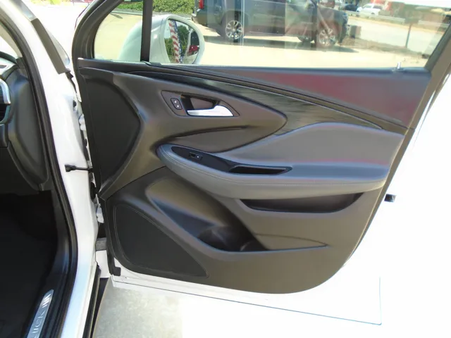 2019 Buick Envision Essence - Photo 10