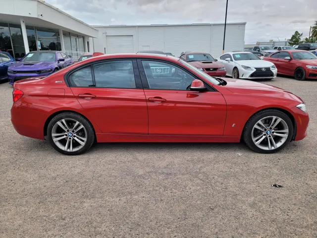 2016 BMW 3 Series 330e - Photo 11