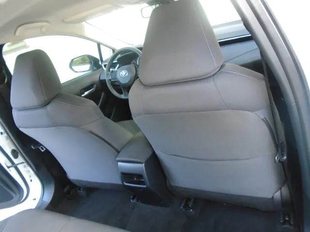 2021 Toyota Corolla LE - Photo 36