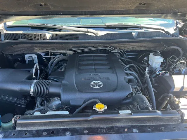 2014 Toyota Tundra Limited - Photo 10
